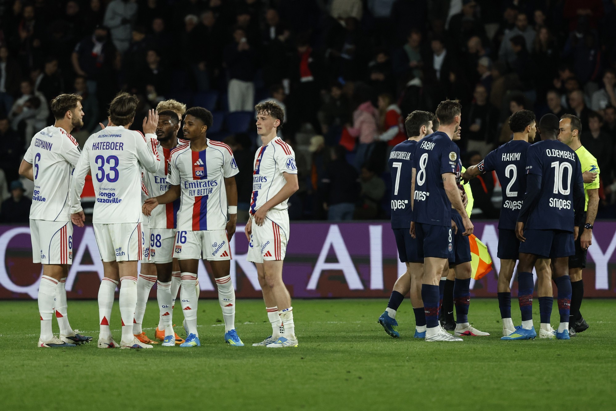 Odgođen derbi PSG-a i Lyona zbog kaosa u Parizu