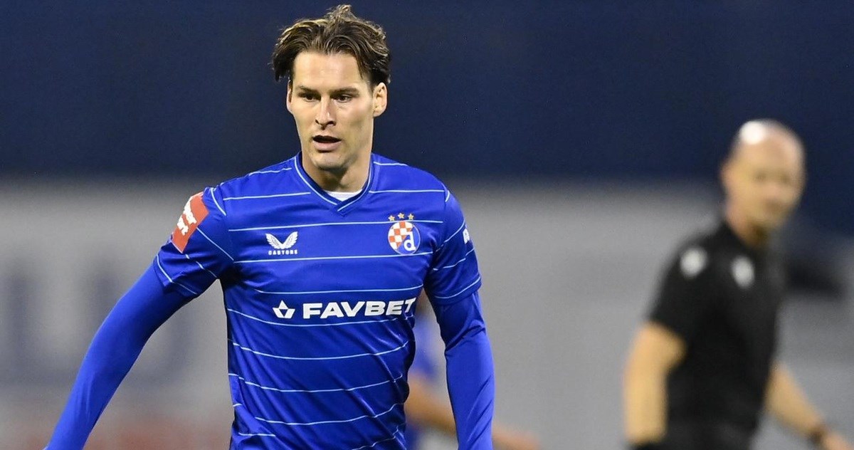 Dinamovi navijači na 4:1 su zvali svog idola. Kovačević ga je uveo u igru