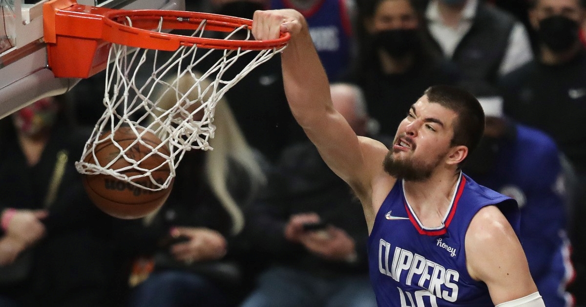 Ivica Zubac produljio s Clippersima. Potpisao je ugovor na 33 milijuna eura