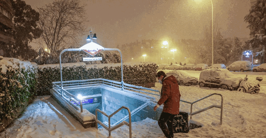 Snježna oluja u Madridu: Medicinari pješačili 22 km da bi stigli u bolnicu