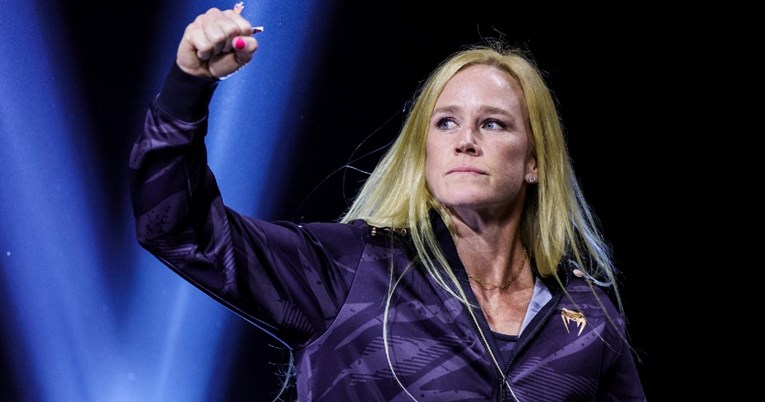 Holly Holm (44) se vraća u ring. Nakon 21 godine se ponovno bori za titulu