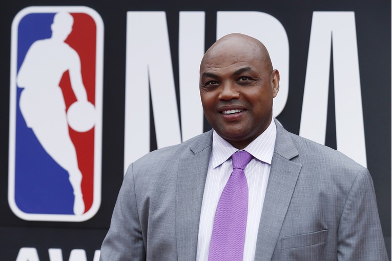 NBA pravilo o 65 utakmica podijelilo ligu. Barkley žestoko kritizirao igrače