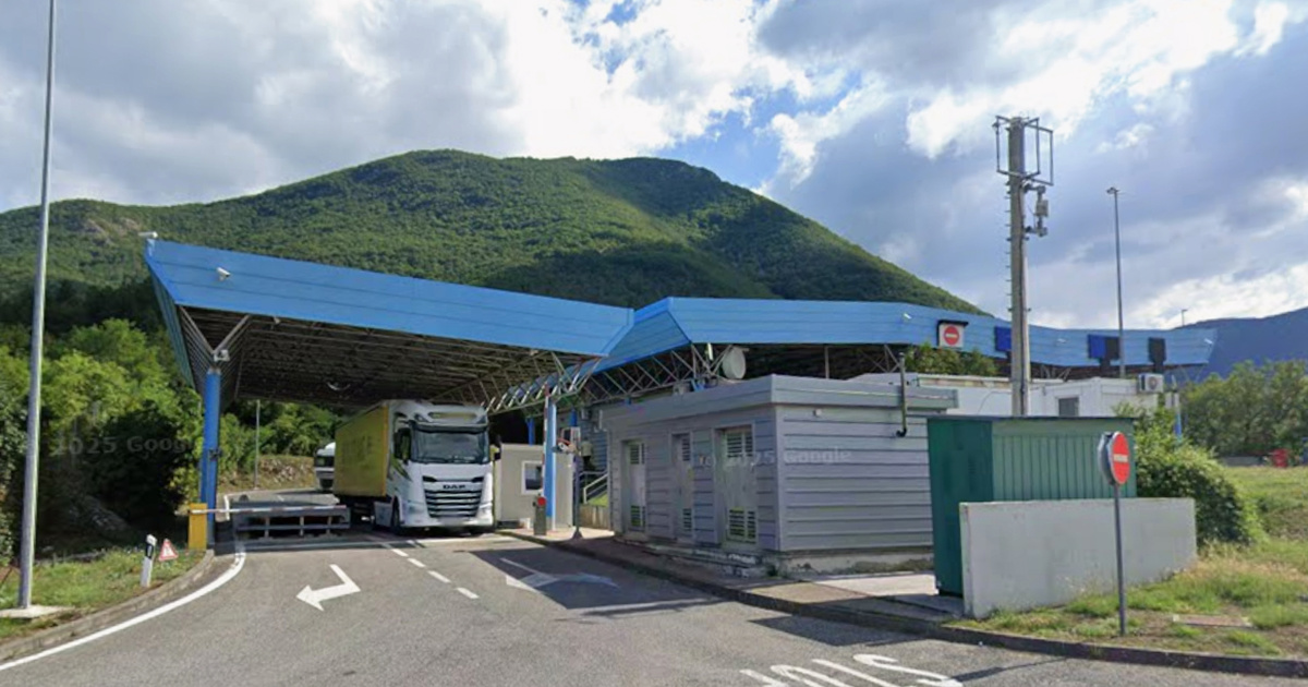 USKOK optužio dvojicu carinika. Poduzetniku omogućili uvoz robe bez plaćanja davanja