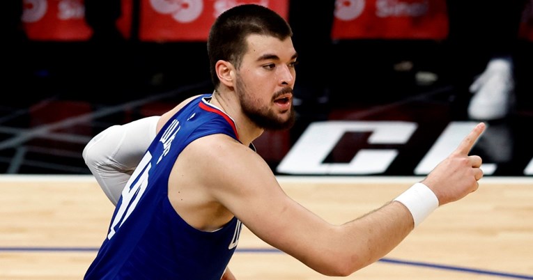Dvoboj hrvatskih košarkaša u NBA-u. Zubac solidan, Šarić nije igrao