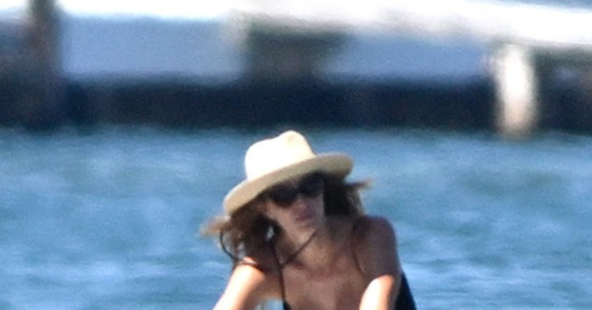 Gisele Bündchen (44) zablistala u kupaćem kostimu nekoliko mjeseci nakon poroda