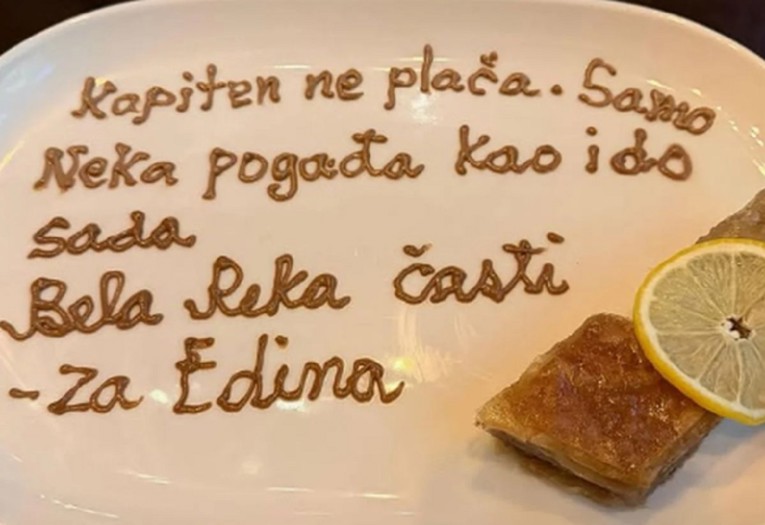 Džeko je u Beogradu naručio baklavu. Pogledajte što mu je došlo na stol