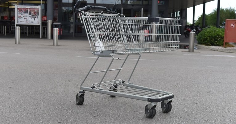 Saborski zastupnik: Gubimo promet zbog neradne nedjelje, Trst je procvjetao