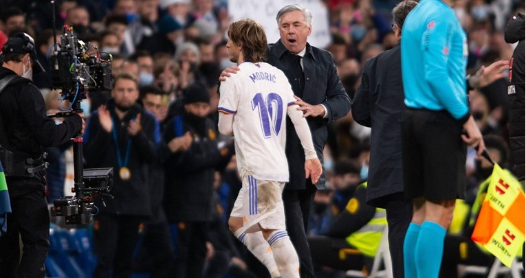 Ancelotti prije derbija: "Modrić je nedodirljiv". Onda je potpuno promijenio priču