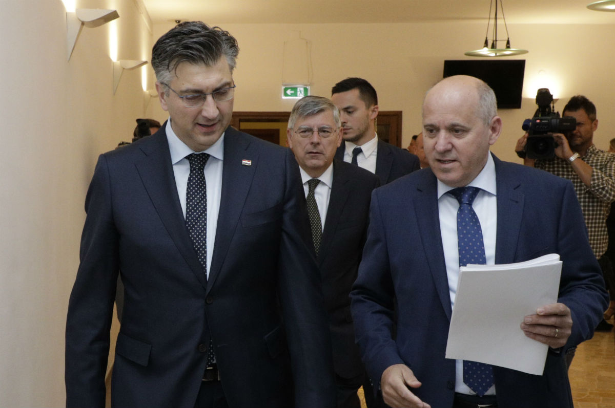 Klub zastupnika HDZ-a jednoglasno podržao Malenicu za novog ministra uprave