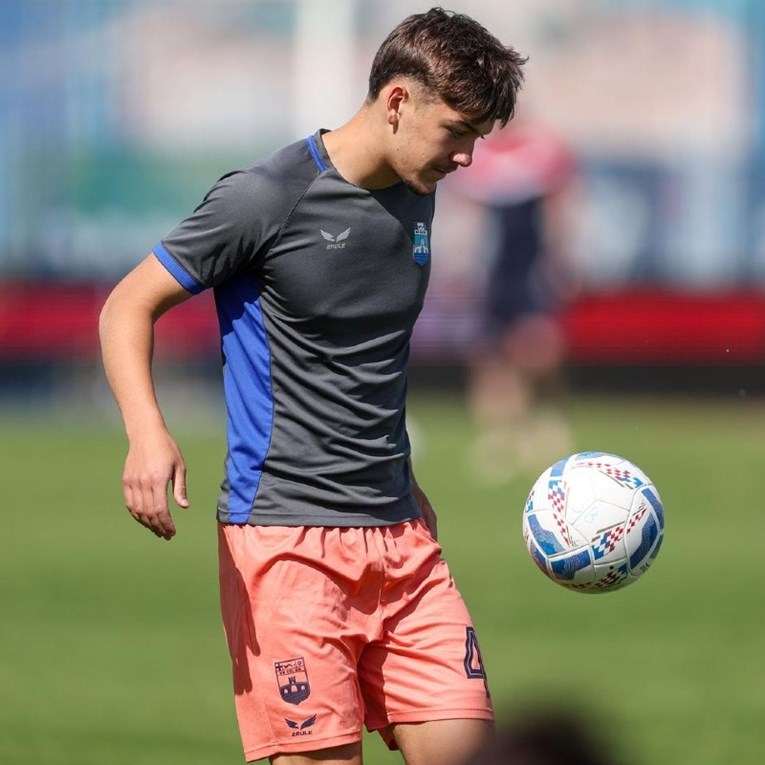 Ajax poslao ponudu za dragulja Osijeka