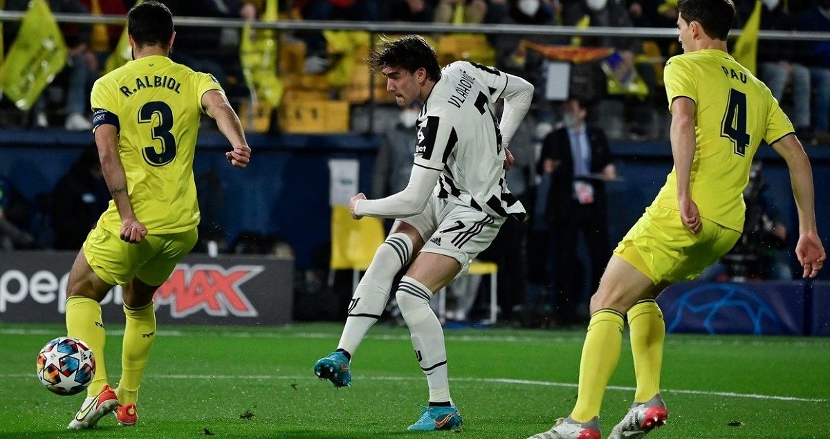 Allegri je Vlahoviću rekao da mu ne valja desnica. Evo što je Srbin uradio