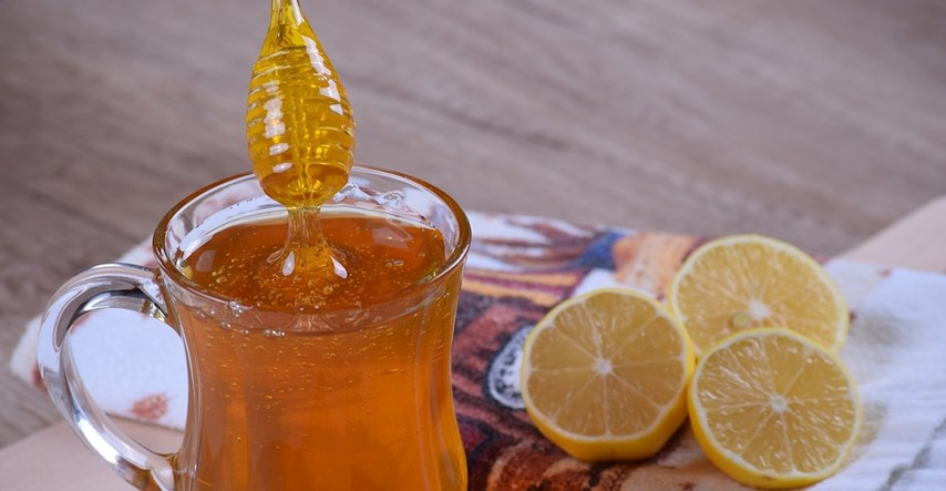 Čaša puna zdravlja: Evo zašto trebate piti limunadu s medom svaki dan