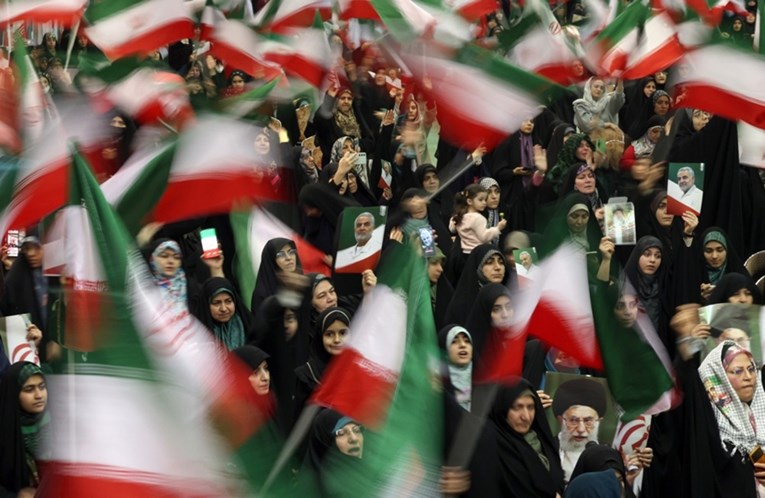 Trumpov izaslanik u UN-u: Amerika stoji uz iranski narod, sve opcije su na stolu