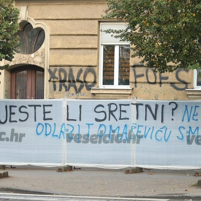 FOTO U Zagrebu osvanuo grafit protiv gradonačelnika: "Odlazi Tomaševiću smeće"