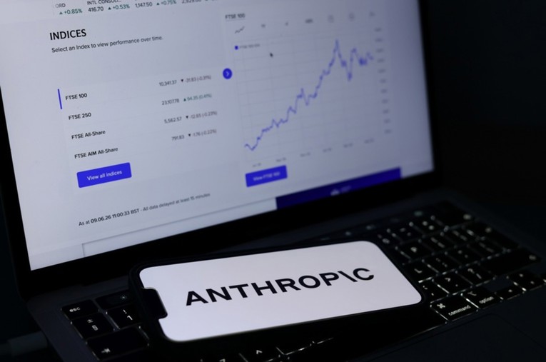 Anthropic pristao na sigurnosne protokole. SAD ukinuo kontrolu izvoza AI modela