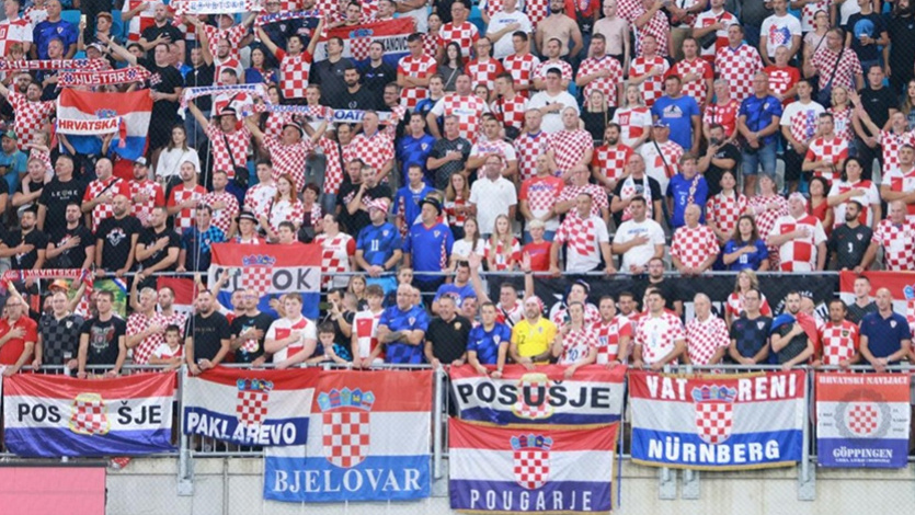 Navijači Hrvatske na Fejsu: "Ovo je bilo sramotno. Igrače treba kazniti"