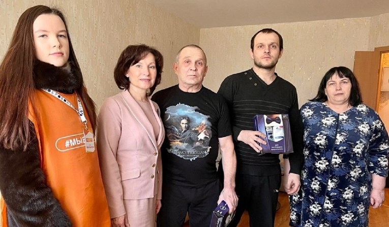 Obitelji poginulih vojnika od Rusije u znak zahvalnosti dobile pjene za brijanje