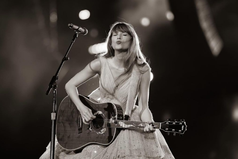 Taylor Swift protiv Kenova nove ere: Kako je Taylor postala junakinja generacije Z?