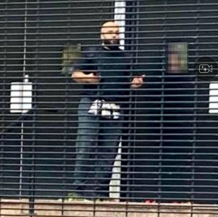 Objavljena prva fotografija ubojice Židova iz Manchestera