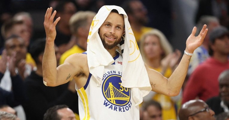 Curry promašio svih devet trica, Warriorsi svejedno došli na korak do naslova
