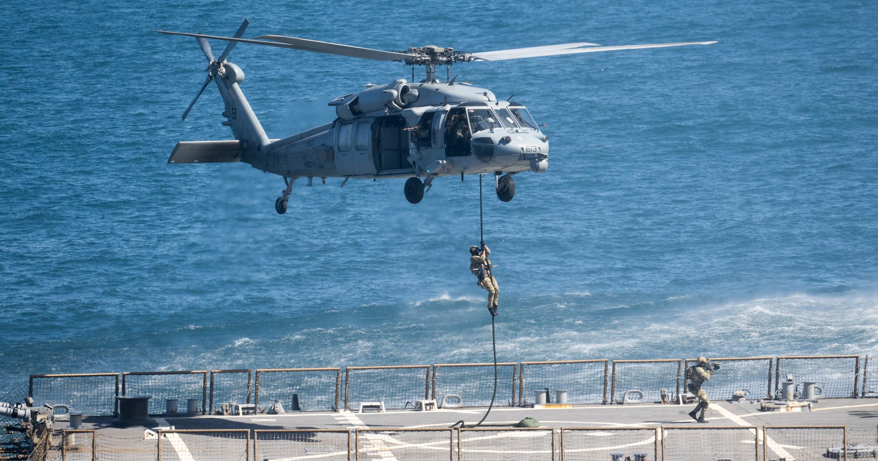 Navy SEAL-ovi u akciji: Ovako SAD planira upadati na brodove u Hormuzu