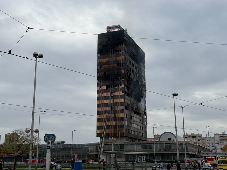 Arhitektica: Ušli smo u Vjesnik, prošli par katova i shvatili da je preopasno