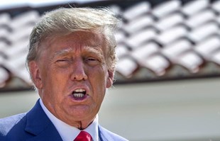 Trumpov savjetnik: Trump će u utorak objaviti kandidaturu za izbore