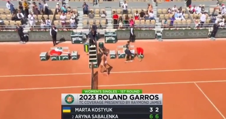 Ukrajinka se na Roland Garrosu odbila rukovati s Bjeloruskinjom, publika je izviždala