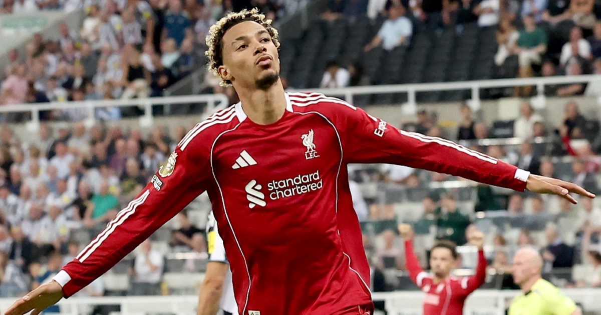 Liverpool žestoko kaznio zvijezdu zbog crvenog kartona. Evo bez koliko novca ostaje