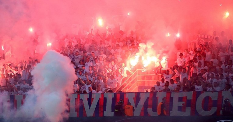 Torcida: Neka ruglo od stadiona i simbol kriminala izgori u našem navijačkom ludilu