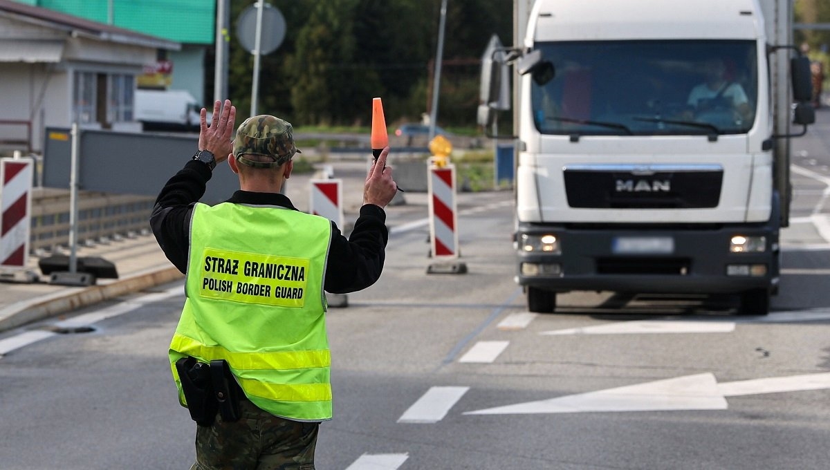 Poljska produljila kontrole na granici sa Slovačkom