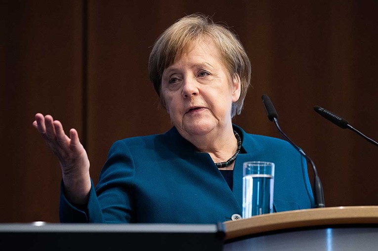 Merkel: 60 do 70 posto Nijemaca zarazit će se koronavirusom