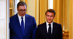 Macron: Francuska će poduprijeti rezoluciju o Srebrenici. Vučić: To je urota Zapada