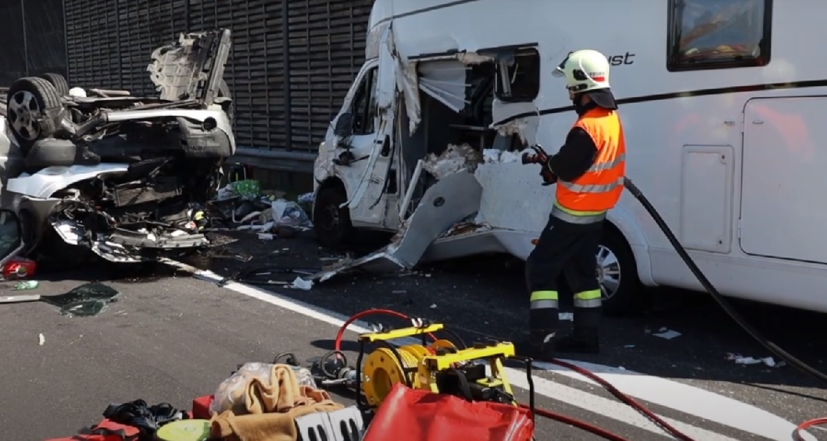 Sudar minibusa i kamp-kućice u Austriji, među ozlijeđenima ima i Hrvata