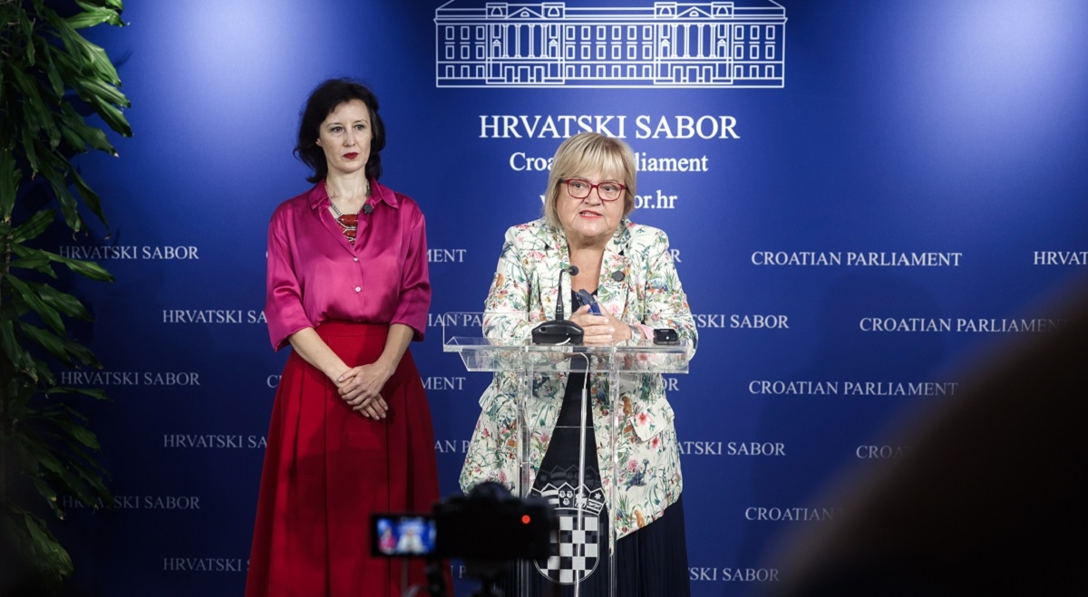 Mrak Taritaš: Svi mi na svoje nekretnine plaćamo komunalnu naknadu