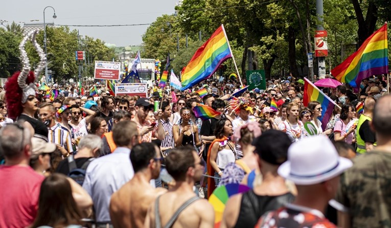 Mladi ekstremisti planirali napad na gej Pride u Beču. Uhićeni su