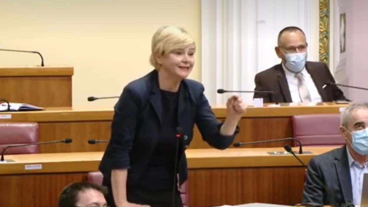 VIDEO Benčić Plenkoviću: Zbilja bi se bilo lijepo odmoriti u vašoj glavi
