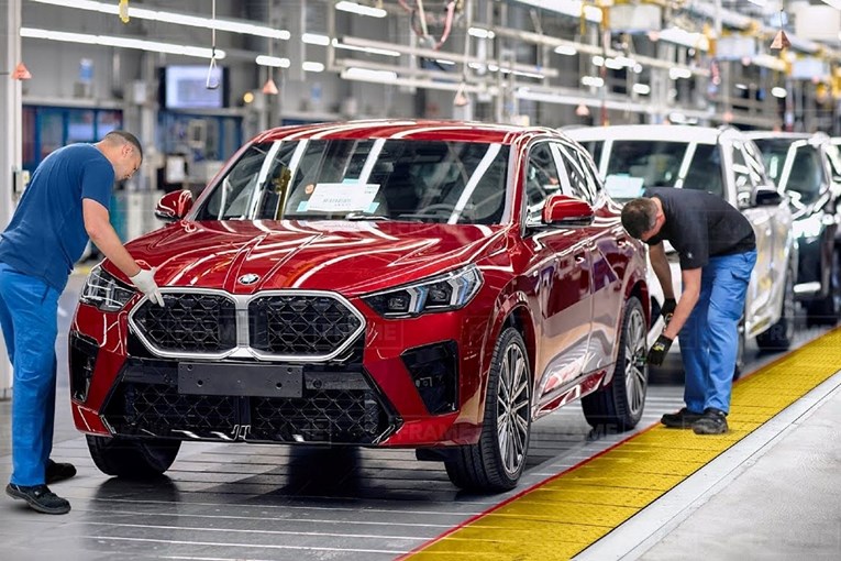 VIDEO Najnoviji električni BMW proizvodi se u Njemačkoj