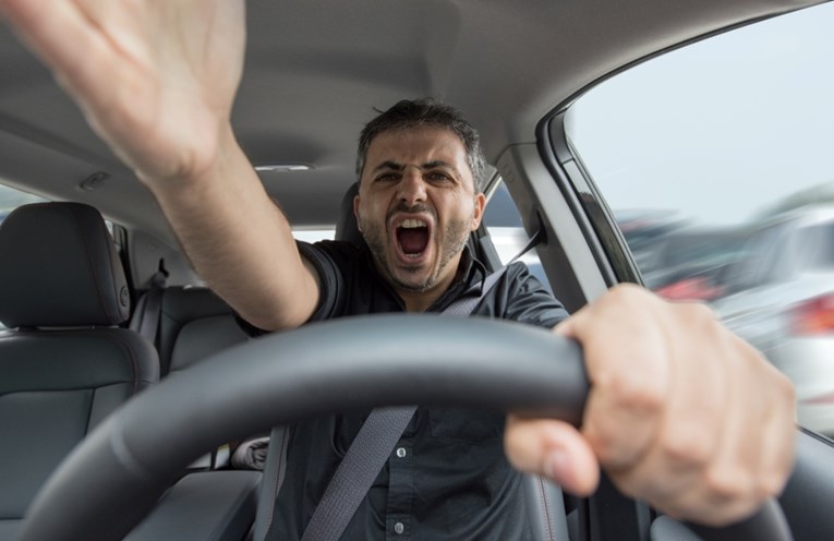 Znate li koju marku voze vozači koji najviše psuju? Ne, nije BMW