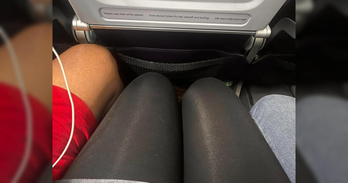 Fotka iz aviona razbjesnila žene, no priča ima neočekivan obrat