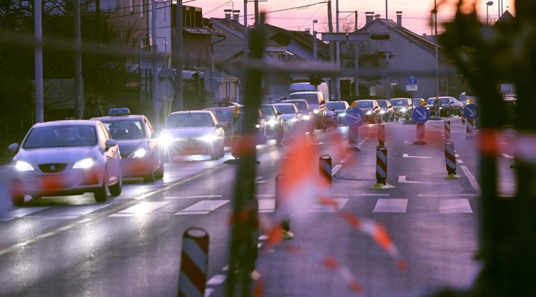 VIDEO Krenuli radovi na dvije važne ceste u Zagrebu. Ogromne gužve na ulazu u grad