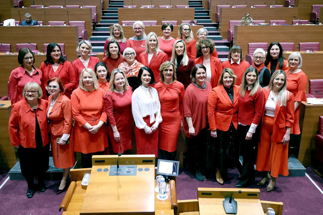 Zašto su danas saborske zastupnice odjevene u crveno?