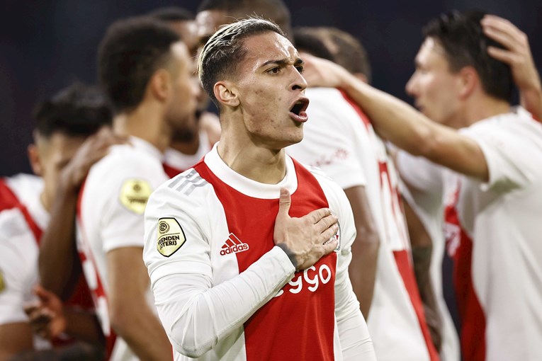 Pogledajte kako je Ajax razbio velikog rivala i utrpao mu pet golova