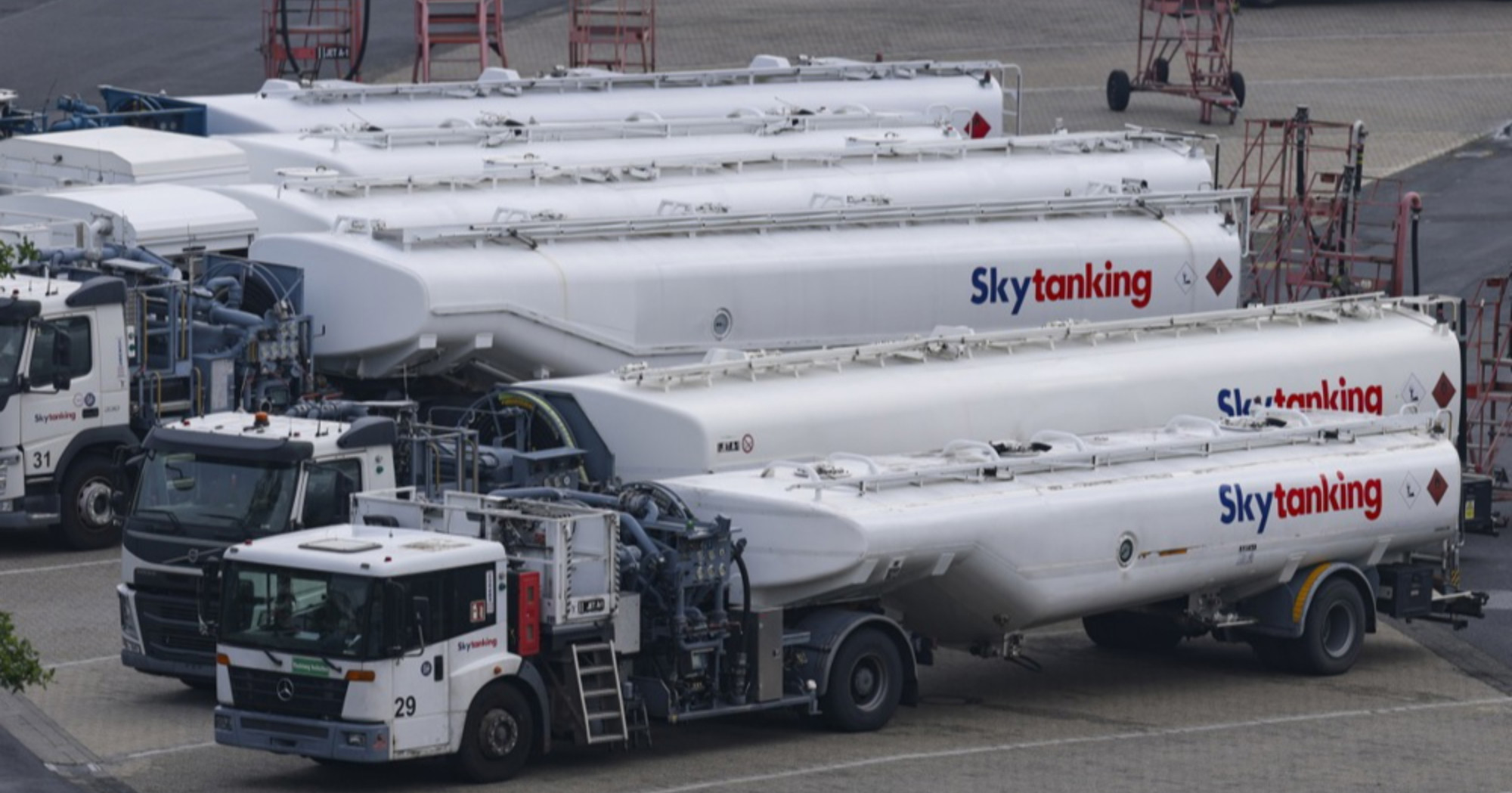 Rusija zabranila izvoz avionskog goriva