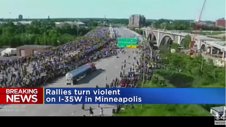 VIDEO Cisterna naletjela na prosvjednike na autocesti u Minneapolisu