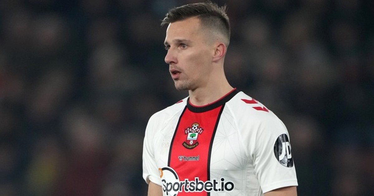 Oršić i Ćaleta-Car ponovno ni na klupi za Southampton