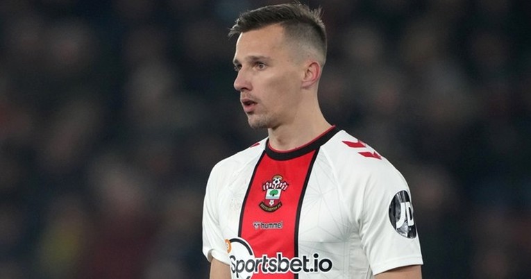 Oršić i Ćaleta-Car ponovno ni na klupi za Southampton