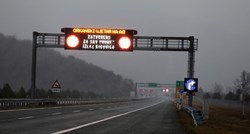 Dijelovi autocesta prema Rijeci i Splitu zatvoreni za sve skupine vozila zbog vjetra