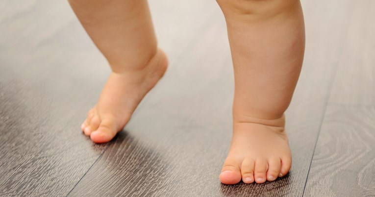Osmomjesečna beba primljena u britansku kliniku za pretilost