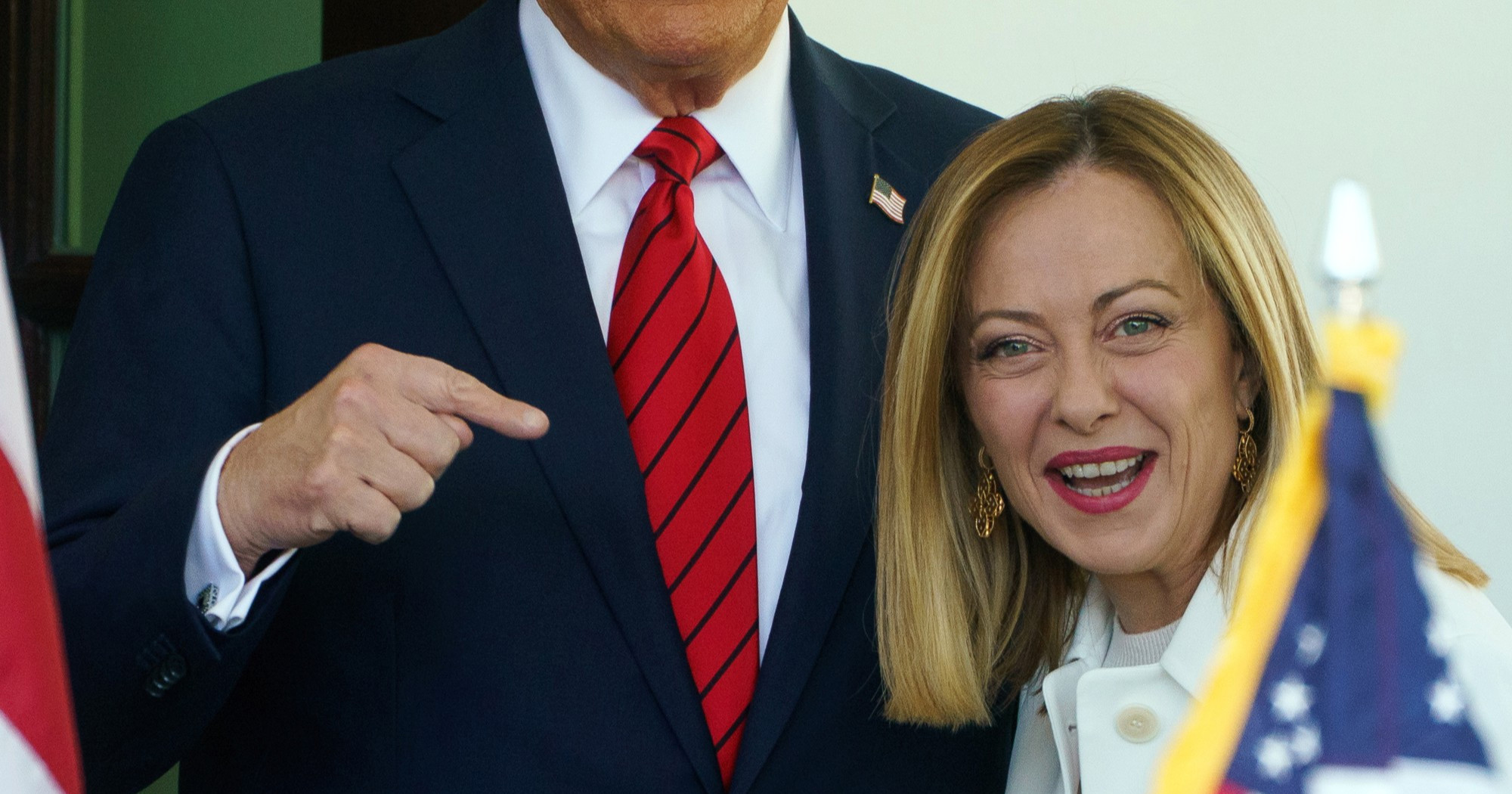 Zvali su se "šaptačicom Trumpu". Sad su u ozbiljnoj svađi